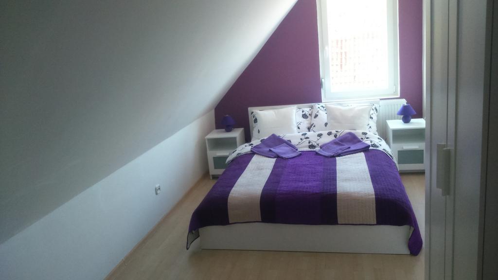 Solid Apartmans Будапеща Стая снимка